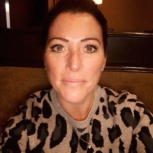 Meet your Posher, Deborah